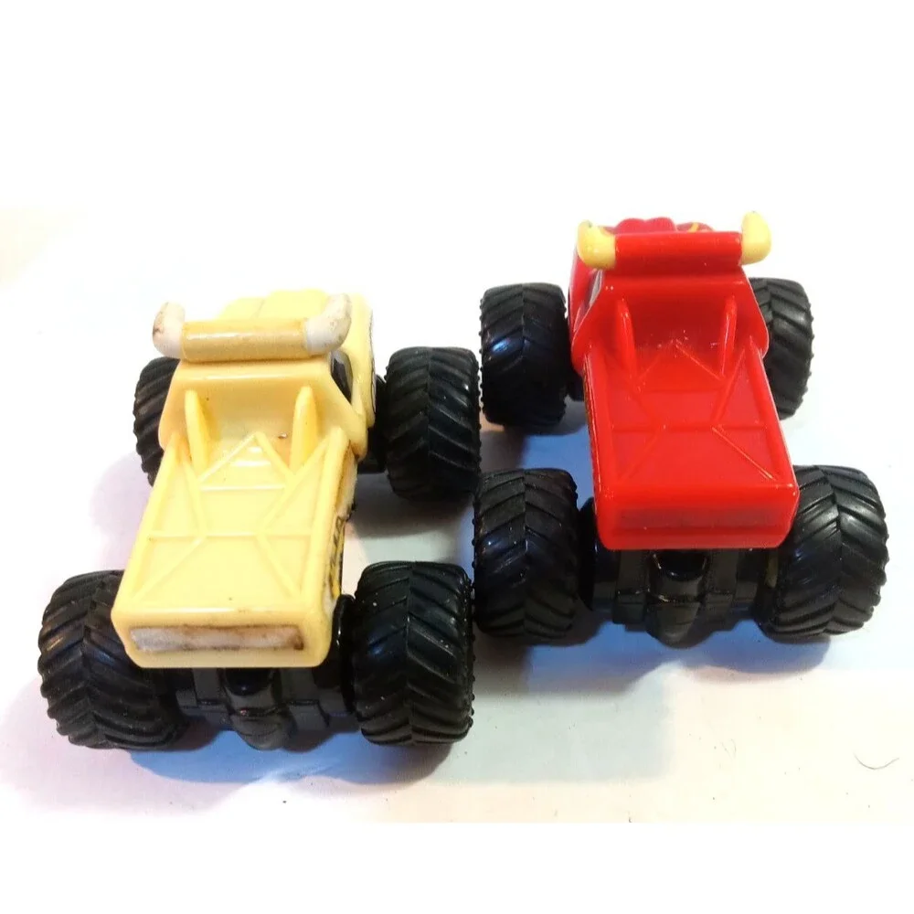 Hot Wheels Monster Jam Lot El Toro Loco Bulldozer